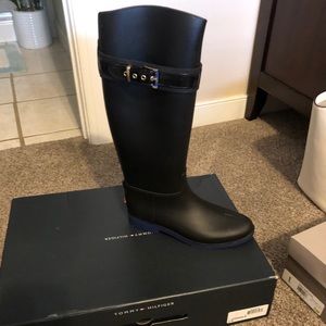 Tommy Hilfiger rain boots